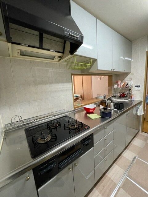 画像1448：神奈川県横浜市／某マンション／風除室ドア框カバー工法