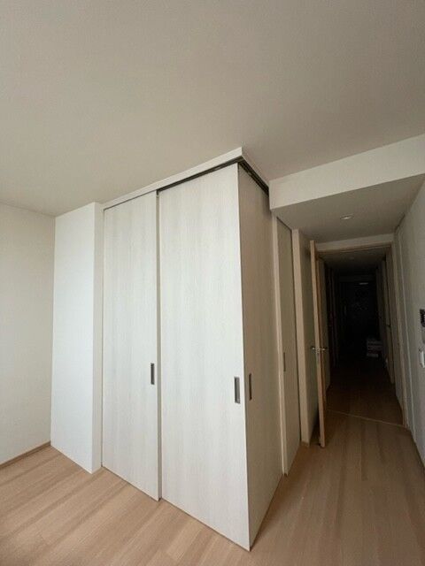 画像1453：神奈川県横浜市／某マンション／風除室ドア框カバー工法