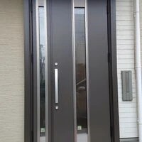画像1481：神奈川県横浜市／某マンション／風除室ドア框カバー工法