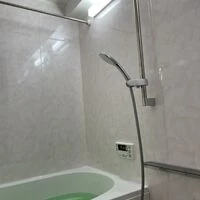 画像1488：神奈川県横浜市／某マンション／風除室ドア框カバー工法