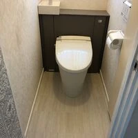 画像1722：神奈川県横浜市／某マンション／風除室ドア框カバー工法
