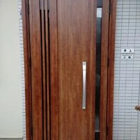 画像1784：神奈川県横浜市／某マンション／風除室ドア框カバー工法