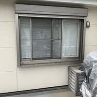 画像1794：神奈川県横浜市／某マンション／風除室ドア框カバー工法