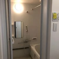 画像1853：神奈川県横浜市／某マンション／風除室ドア框カバー工法