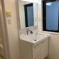 画像1855：神奈川県横浜市／某マンション／風除室ドア框カバー工法