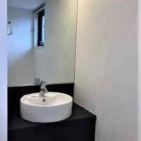 画像1892：神奈川県横浜市／某マンション／風除室ドア框カバー工法