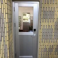 画像1910：神奈川県横浜市／某マンション／風除室ドア框カバー工法